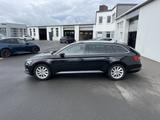 Skoda Superb Combi 1.4 TSI e-Hybrid Style AHK STHZ el. - Skoda Superb: Standheizung