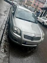 Toyota Avensis Kombi  TÜV neu, gepflegt, ... - Toyota Avensis aus 2008 mit Diesel-Antrieb