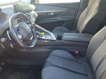 Peugeot 5008 Allure Pack 1.2 PureTech 130 360+Kam.+LED