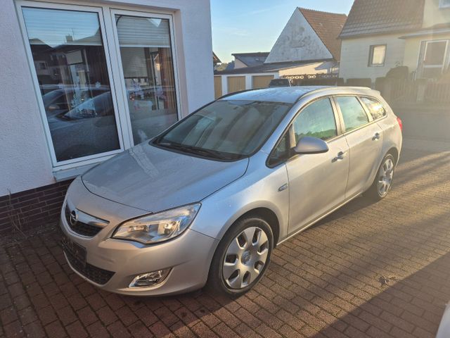 Opel Astra J Sports  1,7 CDTi Tourer Selection