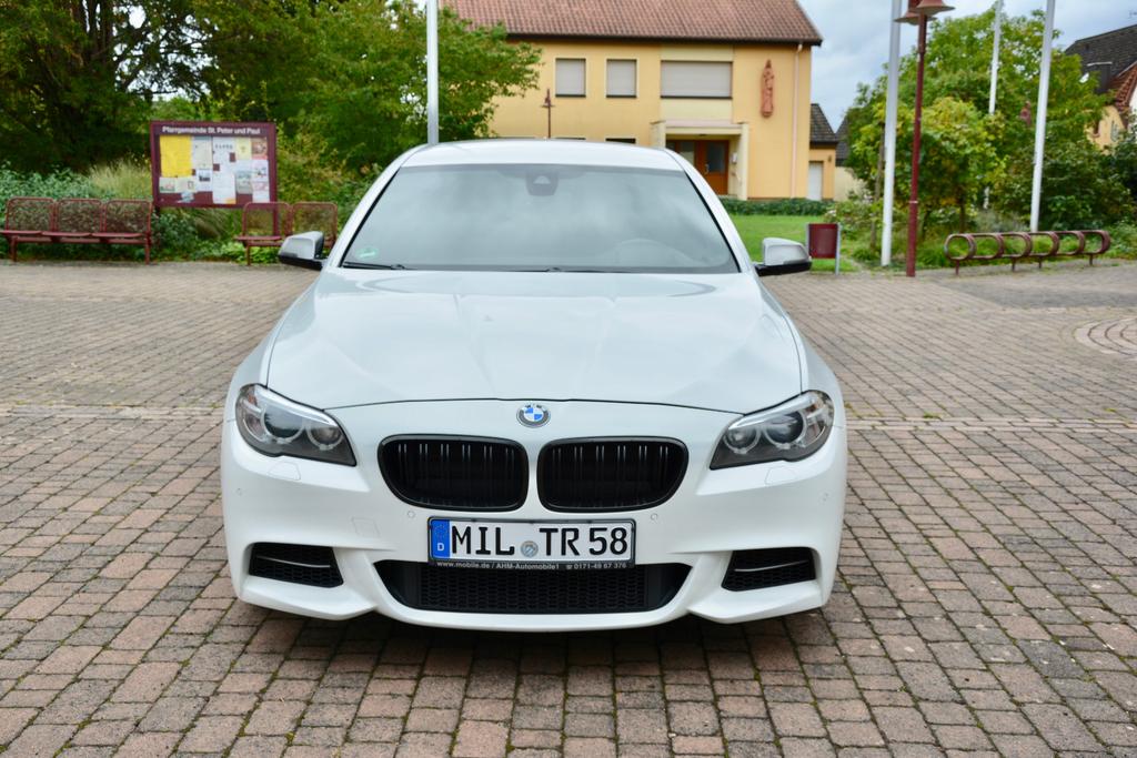 BMW M550