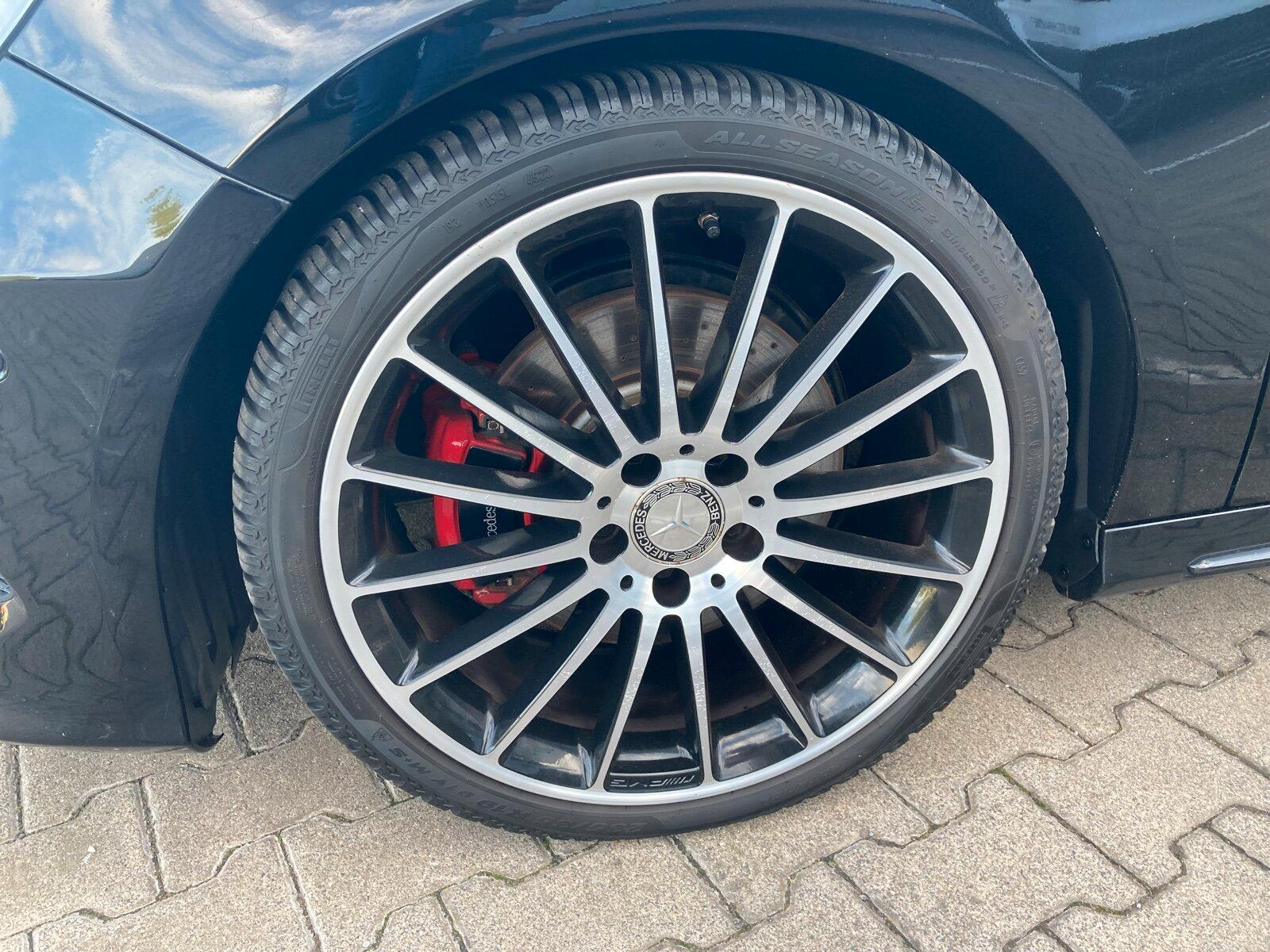 Mercedes-Benz A 250 AMG Line *COMAND*Pano*Distr*HarmanKardon®*