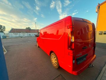 Opel Vivaro - 3
