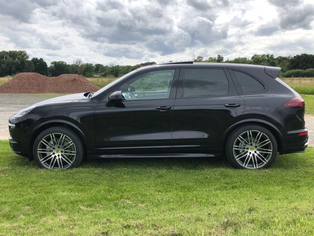 Porsche Cayenne S  Diesel Sport Design  Pano/Approv.+Key