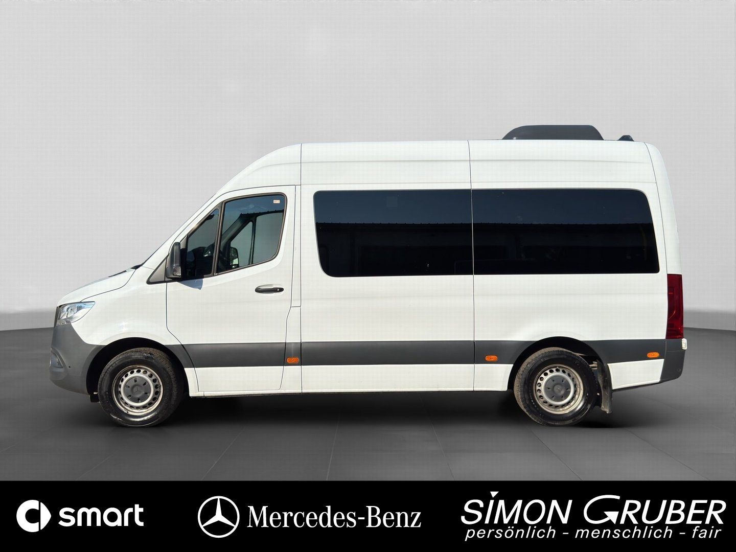 Fahrzeugabbildung Mercedes-Benz Sprinter 317 Tourer L2H2 Mobilität Rollstuhl