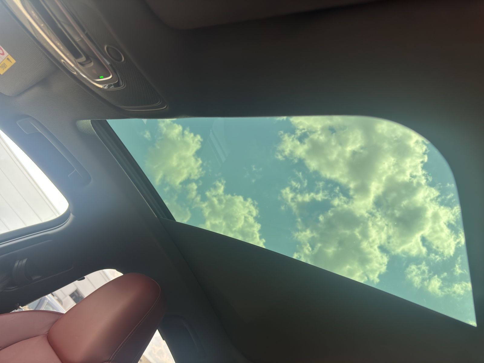 Audi e-tron Sportback S quattro HeadUp Panodach AHK foto 16