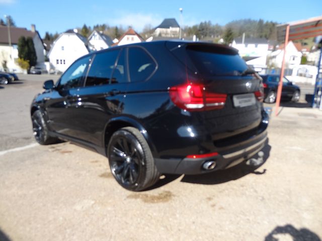 Fahrzeugabbildung BMW X5 xDrive 30d/Mega-Optik/HUD/AHK/2.Hd/20-Zoll/