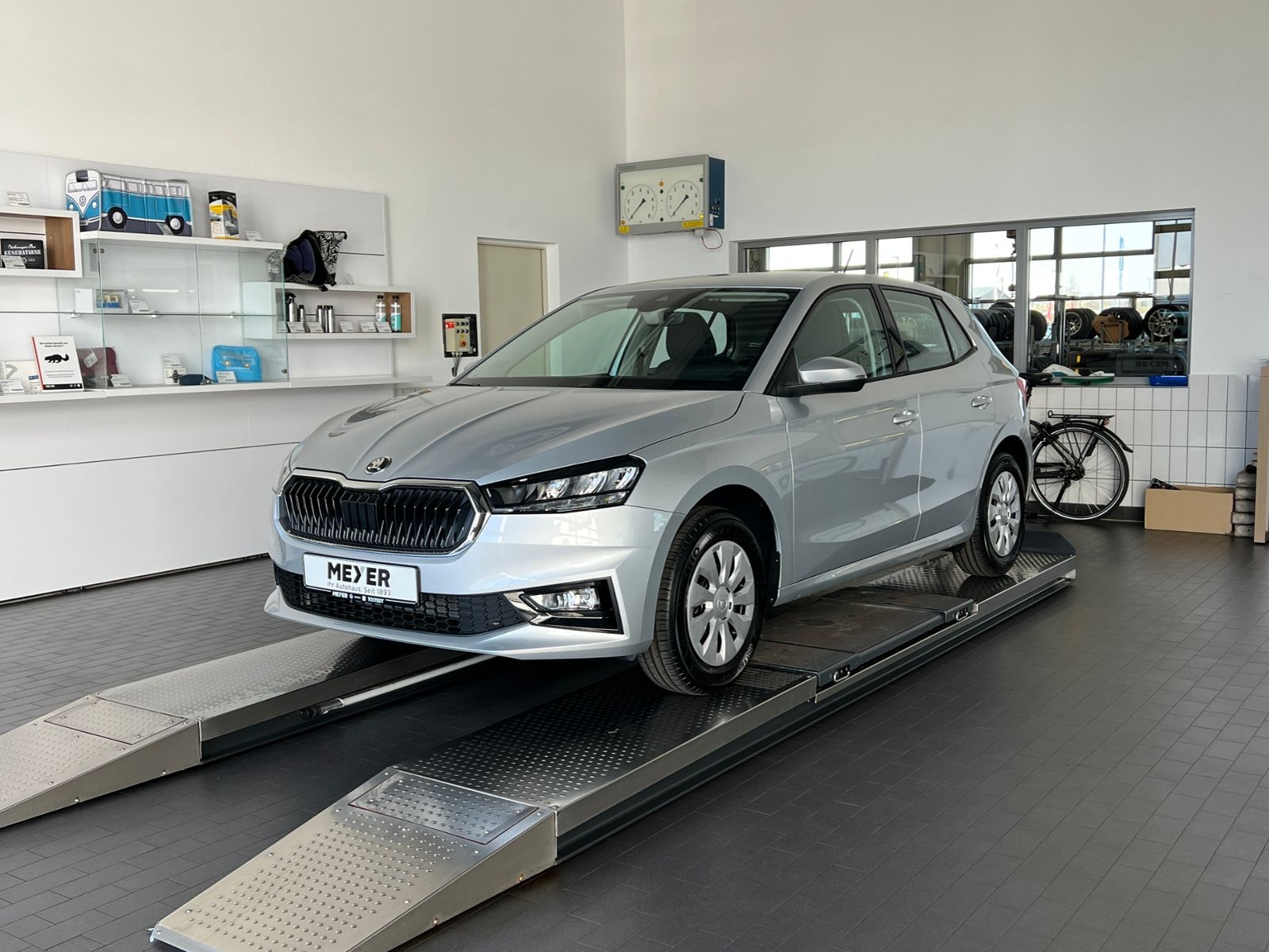 Fahrzeugabbildung SKODA Fabia Selection 1.0 MPI *Winterpaket,LED*