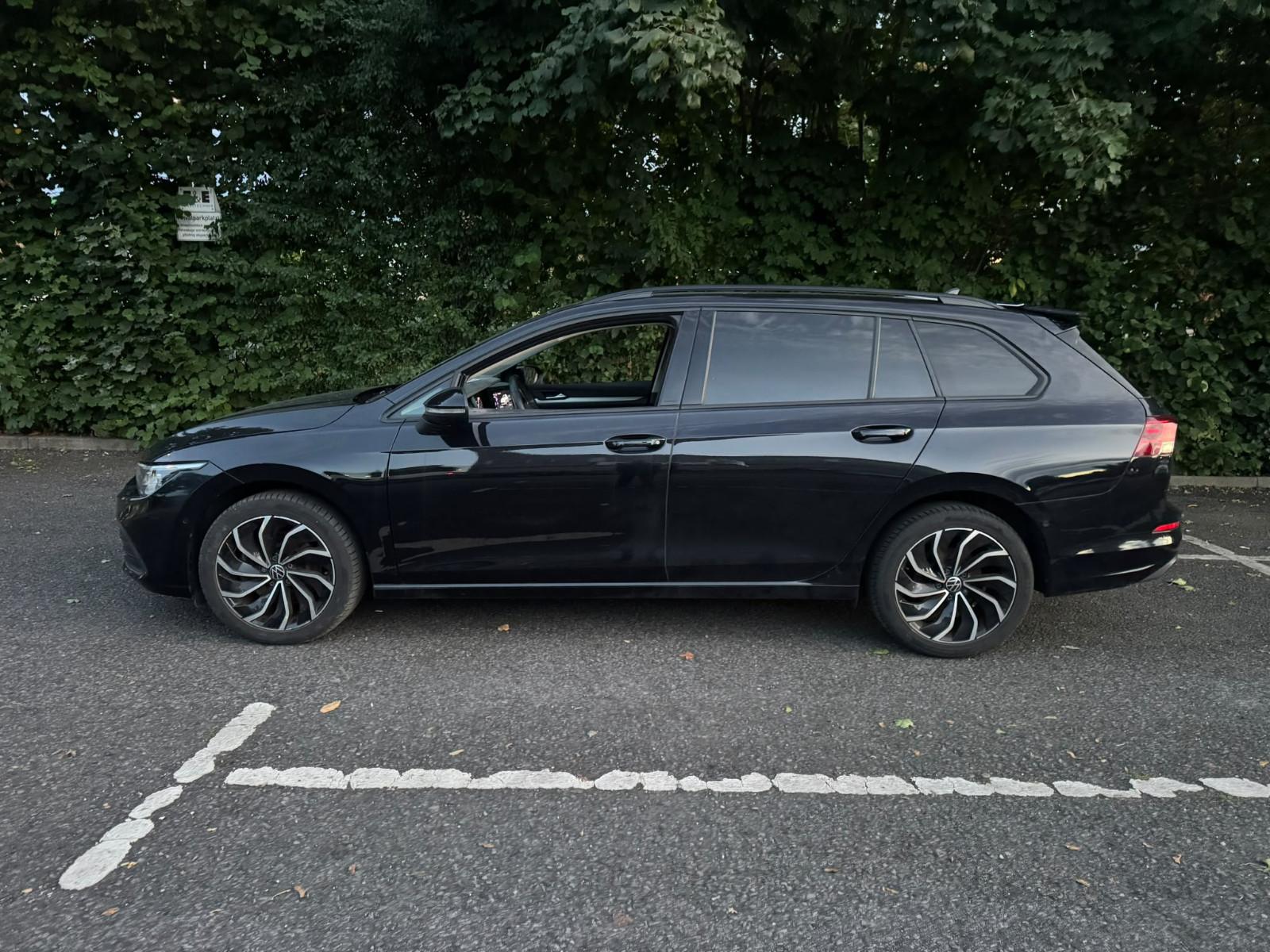 Volkswagen Golf VIII Variant 2,0 Life, миниатюра 3