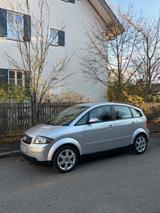 Audi A2 1.6 FSI - Silber/Schwarz 8-fach AHK  - Audi A2: mit Anhängerkupplung