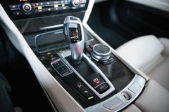 BMW 730d xDrive AHK HUD - TOP Ausstattung Unfallfrei