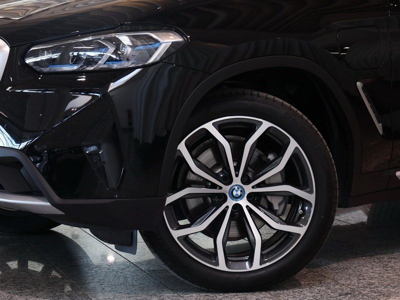BMW X3 xDrive30e 20" Zoll HUD 360° Laser DrivAss Kom foto 13