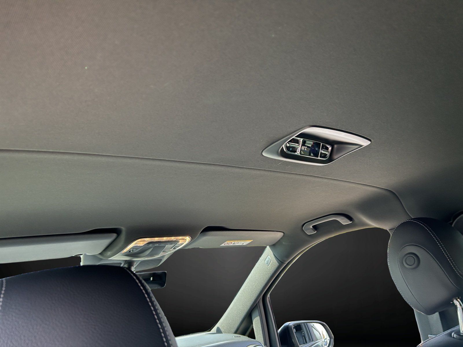 Fahrzeugabbildung Mercedes-Benz V 250 d Avantgarde Winterpaket AMG-Line AHK MBUX