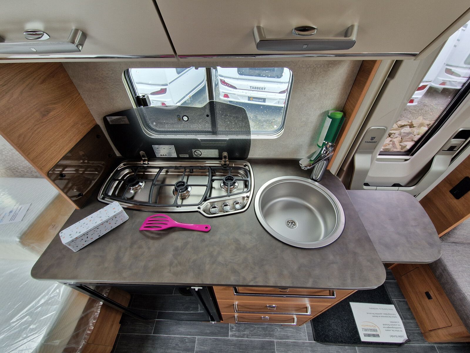 Fahrzeugabbildung Tabbert Da Vinci 460 E 2.3 Auflastung, Premium-Paket uvm