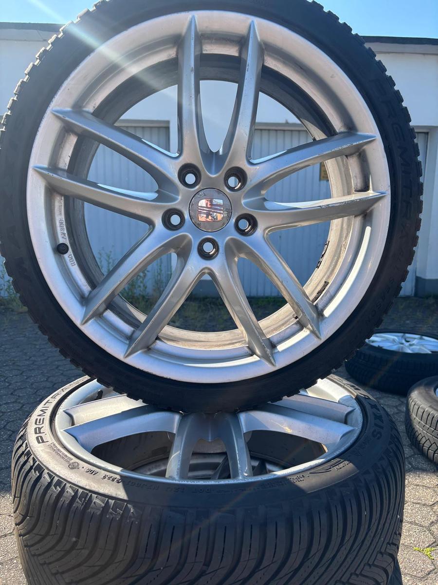 SEAT LEON ST CUPRA 280 ch BVM - SUSPENSIONS ADAPTATIVES DCC - FREINS BREMBO - TOIT OUVRANT PANORAMIQUE