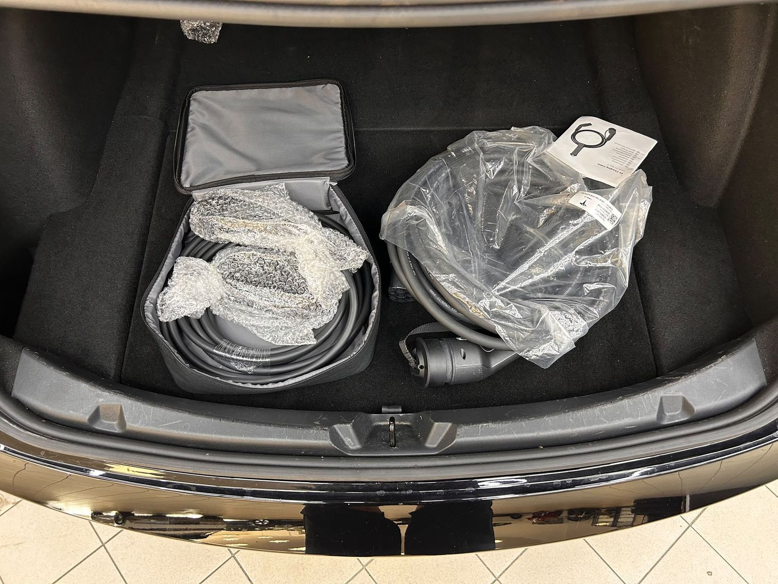 Fahrzeugabbildung Tesla Model 3 Long Range Dual AWD PANO+LED+NAV+SHZ+KAM