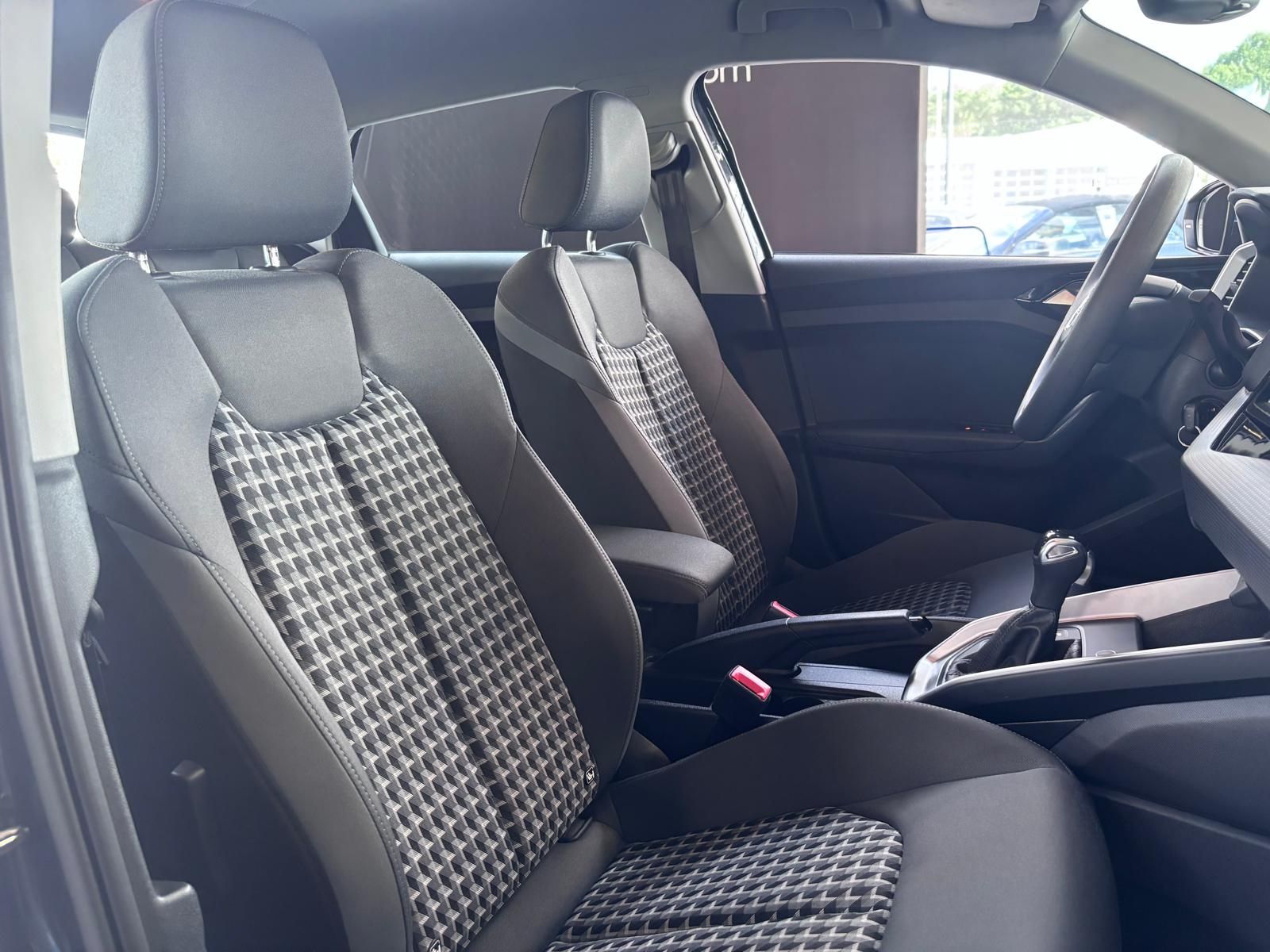 Fahrzeugabbildung Audi A1 Sportback 35 TFSI Carplay KLIMA ALU