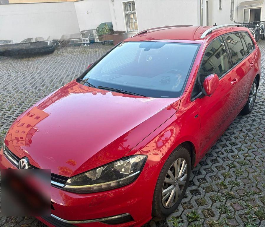 Image of Volkswagen Golf