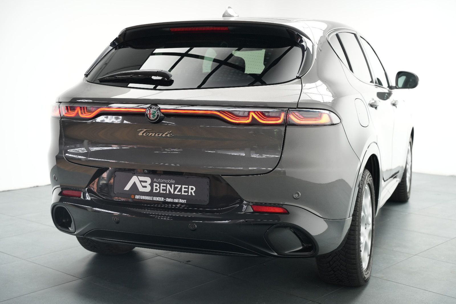 Fahrzeugabbildung Alfa Romeo Tonale Edizione Speciale *Ambiente*Kamera*ACC*