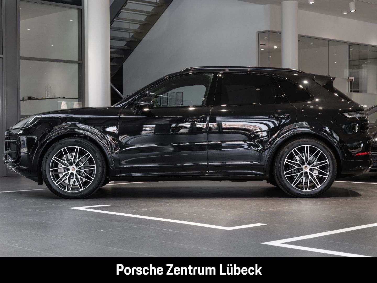 Porsche Cayenne S E-Hybrid Black Edition InnoDrive BOSE imagem 2