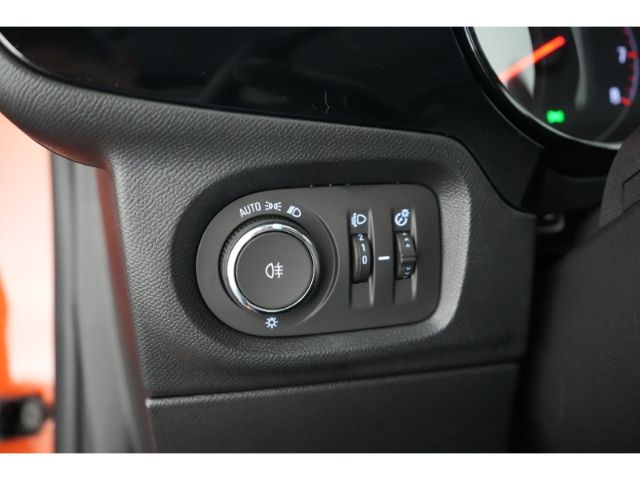 Corsa F EDITION+NAVI+PARKPILOT HI+SITZHEIZUNG+LE