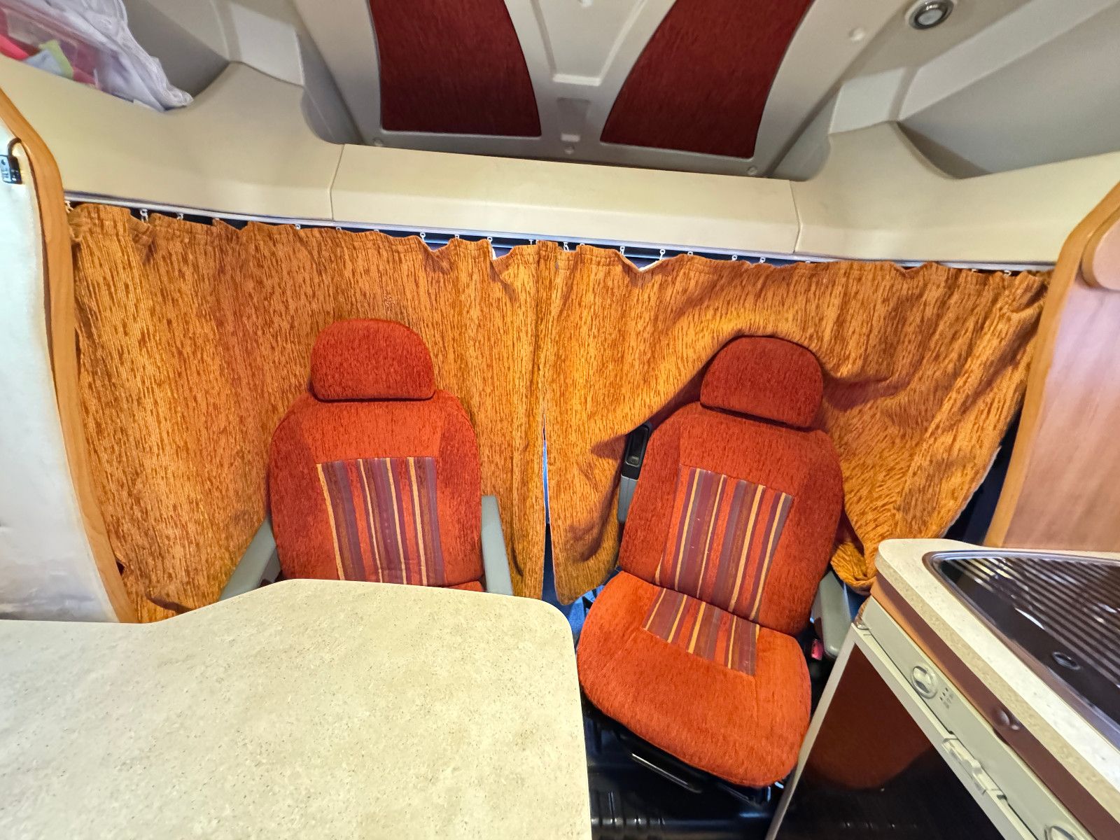 Fahrzeugabbildung Chausson Flash 02 Ford Transit 2.2 KAMERA STANDHEIZUNG TV