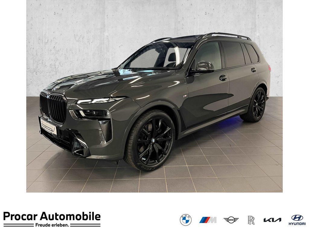 Image of BMW X7