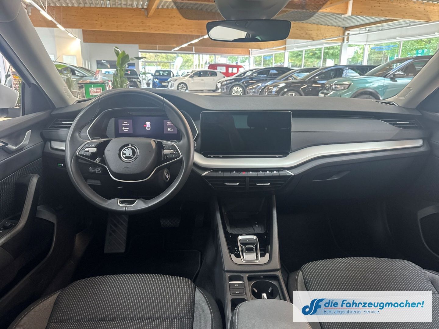 Fahrzeugabbildung SKODA Octavia Combi 1.5 TSI mHEV 85 kW Selection Navi