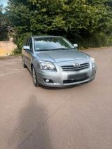 Toyota Avensis 2.2 Diesel - Toyota Avensis aus 2009 mit Diesel-Antrieb