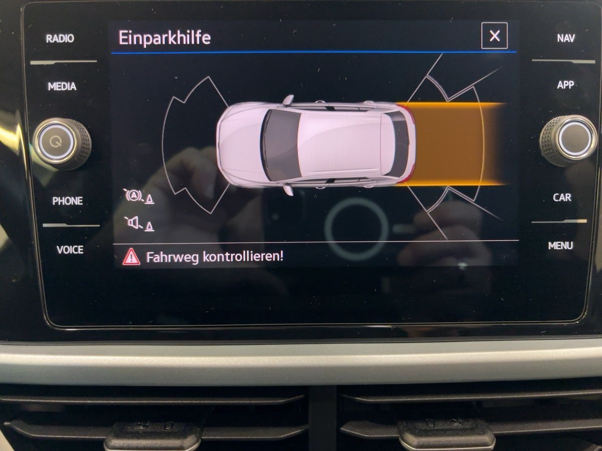 Volkswagen T-Roc - Bild 7