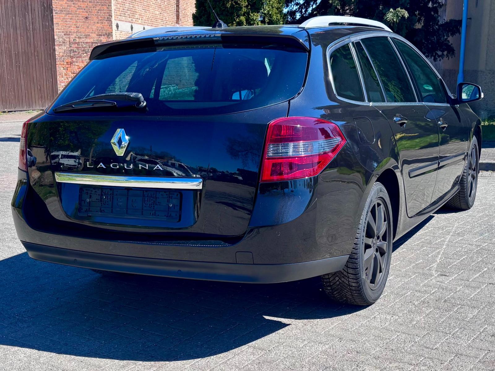 Renault Laguna Grandtour 2.0 16V 140 ch E85 • Flexfuel • Clim auto • Régulateur • Radar de recul