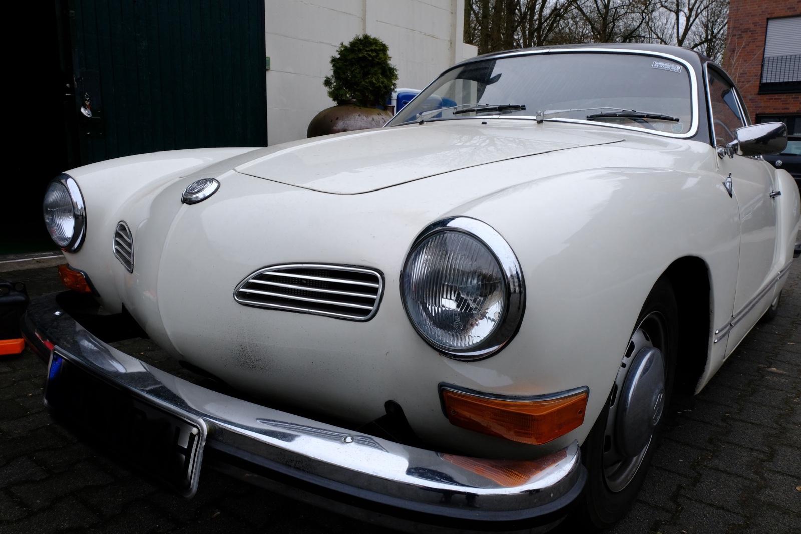 Volkswagen Karmann Ghia