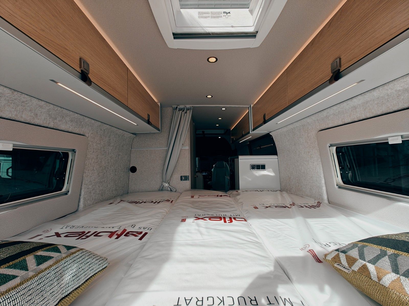 Fahrzeugabbildung HYMER / ERIBA / HYMERCAR GRAND CANYON S 4x4 MB 700 - NEU! MODELL 2026