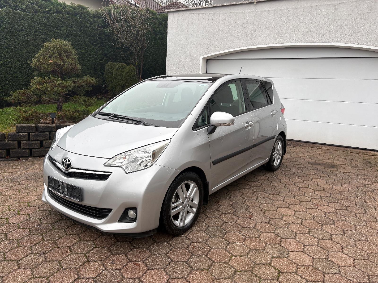 Toyota Verso-S Club AUTOMATIK,NEUE ALLWETTERREIFEN,2.HD