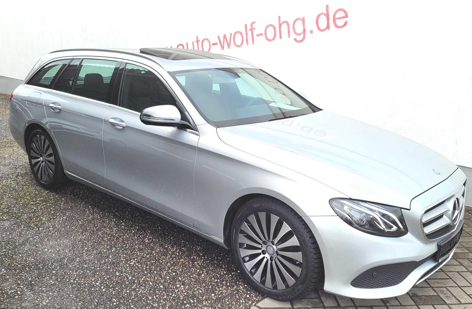 Mercedes-Benz E 200 T CGI avantgarde LED, Navi, Schiebedach