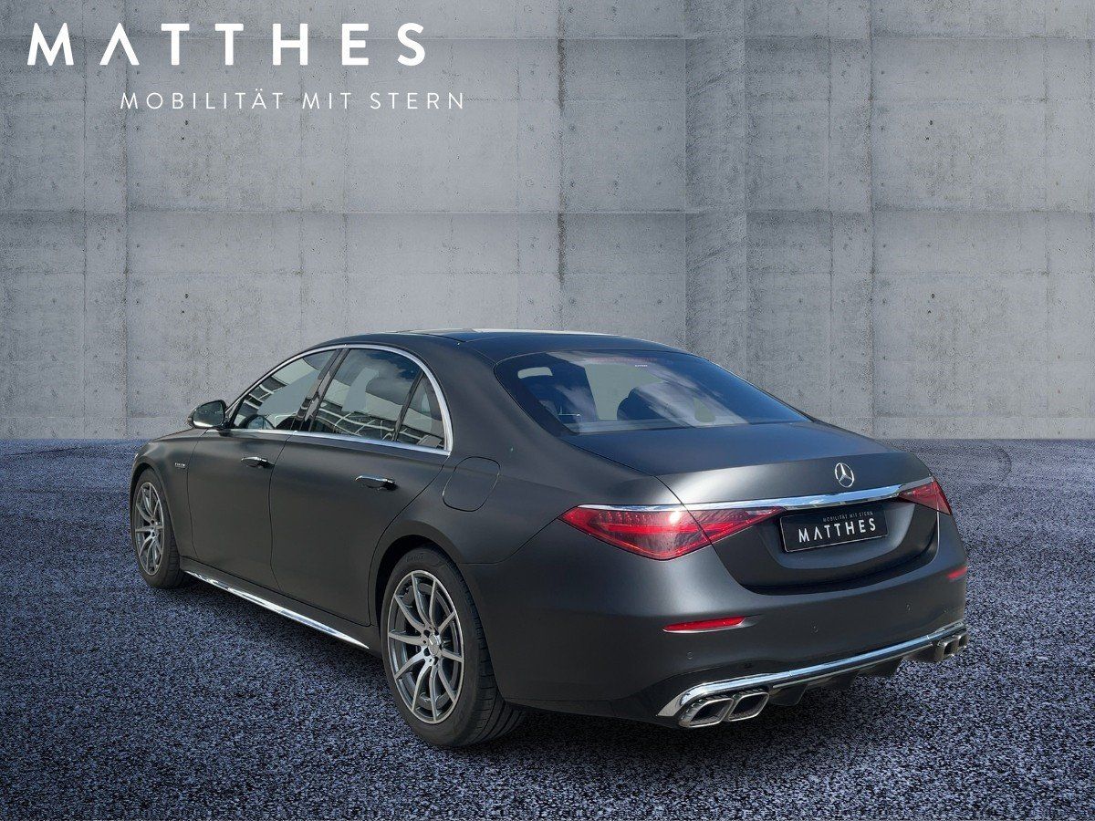 Fahrzeugabbildung Mercedes-Benz S 63 E-Perf. AMG/Fond-Ent./Pano/Burm./Distr./HuD