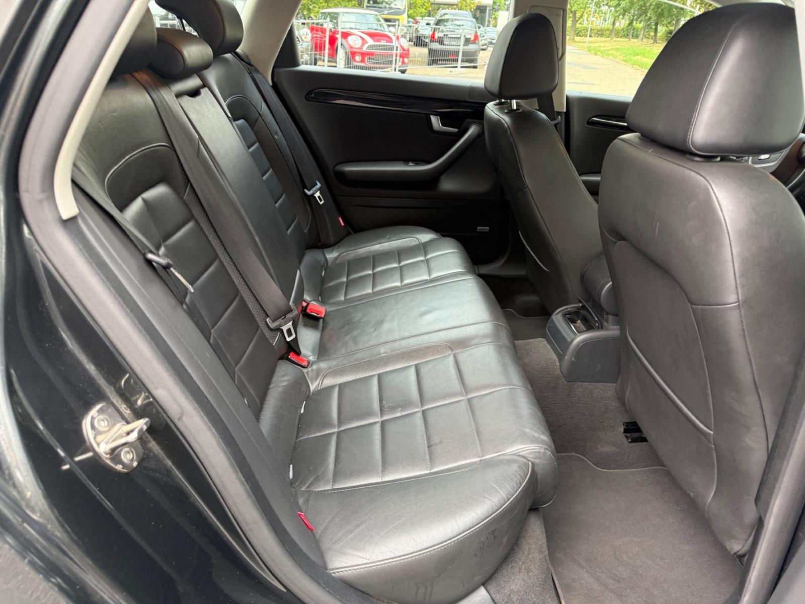 Seat Exeo 2011 — photo 15