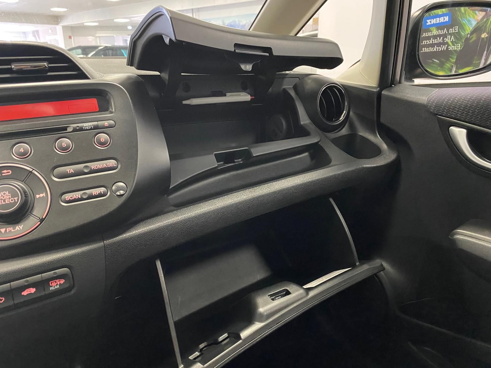 Fahrzeugabbildung Honda Jazz 1.4 KAT 1.4 Elegance KLIMA+ALU+ALLWETTER+