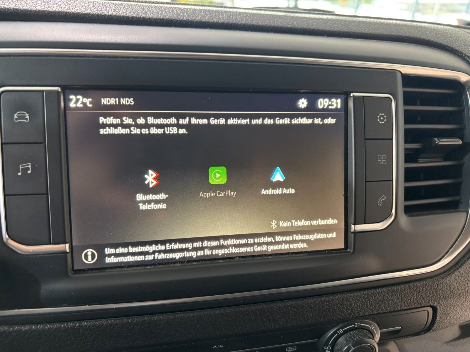 Fahrzeugabbildung Opel Vivaro Kombi M 1.5D 6-SITZER/AHK/PDC/SOLARPROTEC
