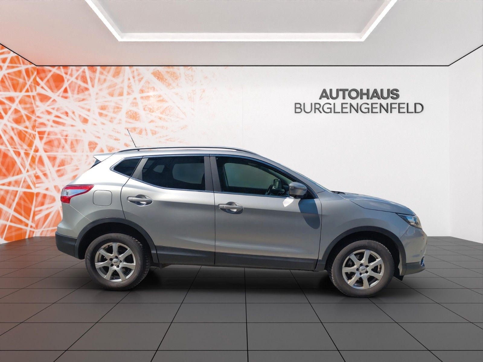 Fahrzeugabbildung Nissan Qashqai 4x4 ! Panoramadach ! Navi ! 360° Kamera