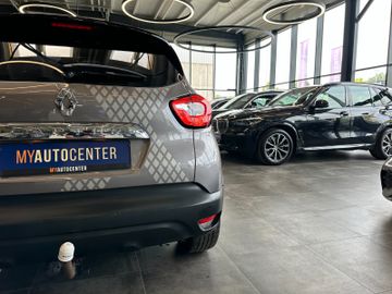 MYAUTOCENTER – Gebraucht- und Jahreswagen mit Werkstattservice in Pfaffenhofen Renault Captur Luxe *AHK*Klima*Sitzh*Navi*