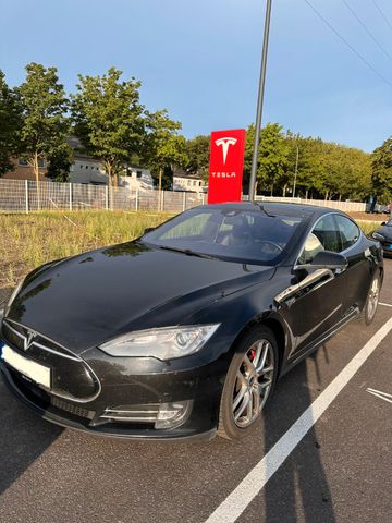 Tesla Model S P85D P