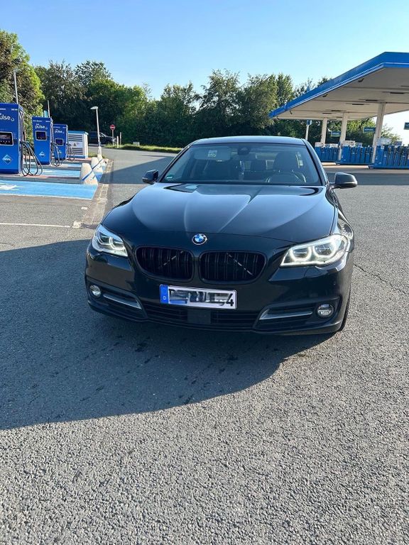 Image of BMW 530