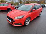 Ford Focus  ** ST Leder Sport / SHZ ** mit Garantie - Ford Focus Sport mit Diesel-Antrieb
