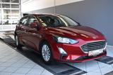 Ford Focus 1.5 EcoBoost Titnaium Automat Navi*Klima*T - Ford Focus mit Benzin-Antrieb: Limousine, Automatik