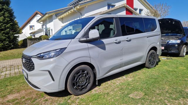 Ford Tourneo Custom L1 *Titanium AWD*Pano*AHK*el.Türe