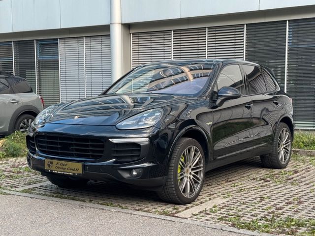 PORSCHE Cayenne S E-Hybrid *Bose *Panorama * LM Felgen