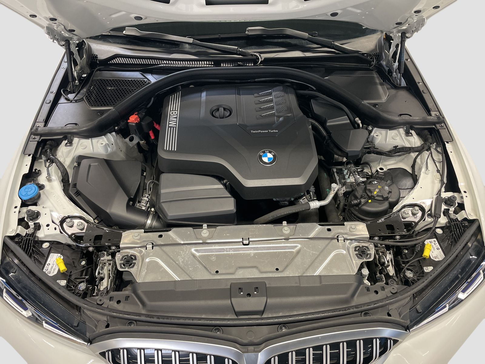 BMW 320 - Bild 15