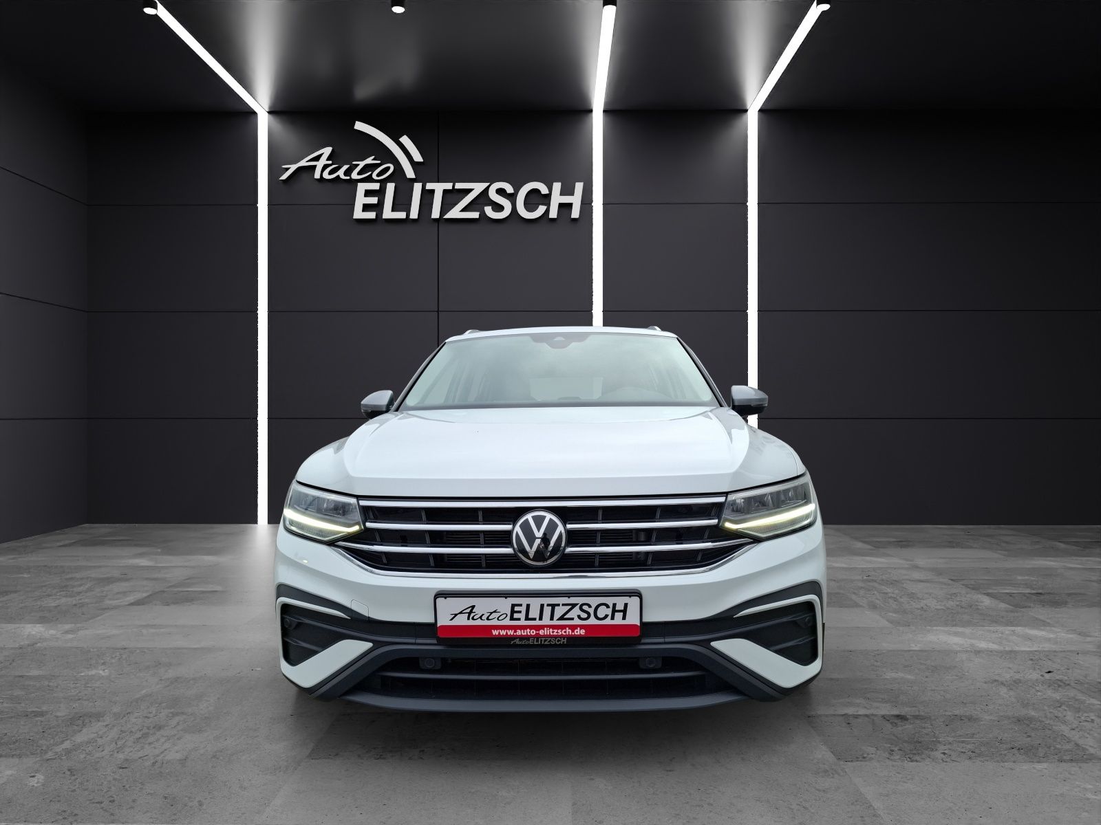 Fahrzeugabbildung Volkswagen Tiguan Allspace TDI Life DSG 4M LED Navi AID ACC