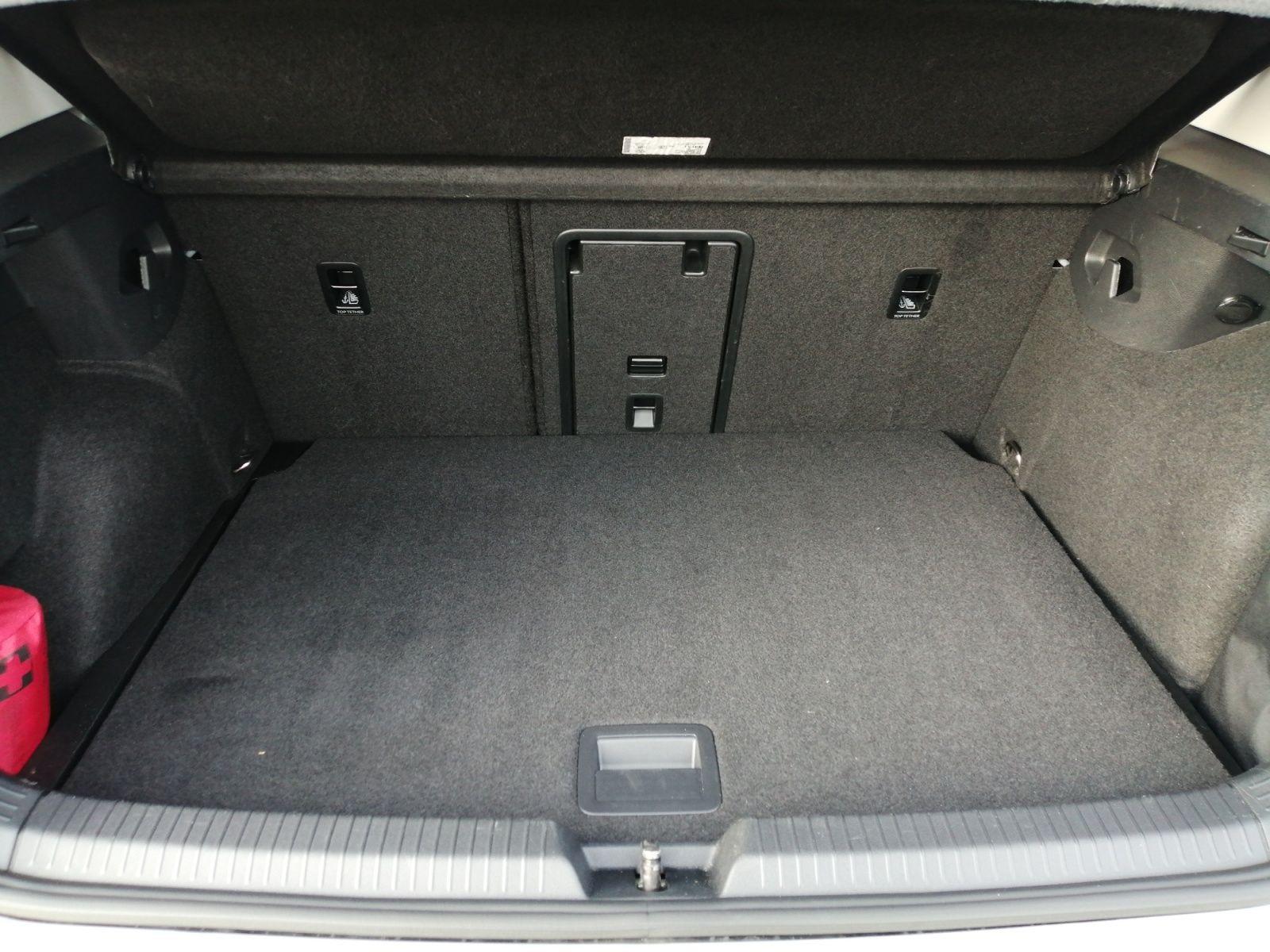 Volkswagen Golf VIII Style 1.5 eTSI DSG Navi LED+ Kamera, миниатюра 16